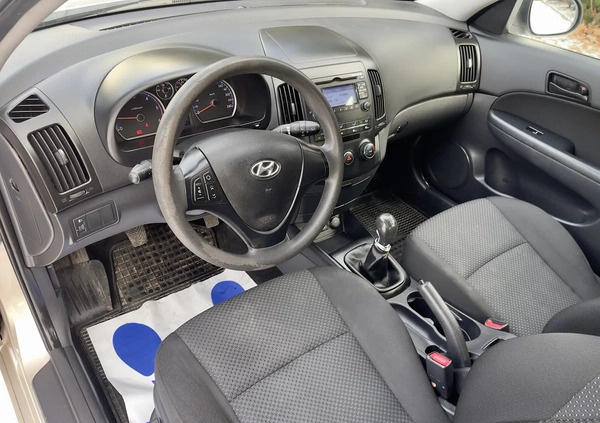Hyundai I30 cena 14700 przebieg: 234000, rok produkcji 2010 z Elbląg małe 326